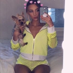 Meet your Posher, Hannah